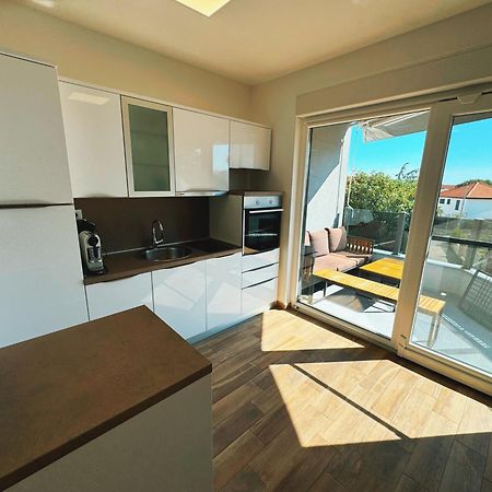 Milano Apartment Рогозница Екстериор снимка