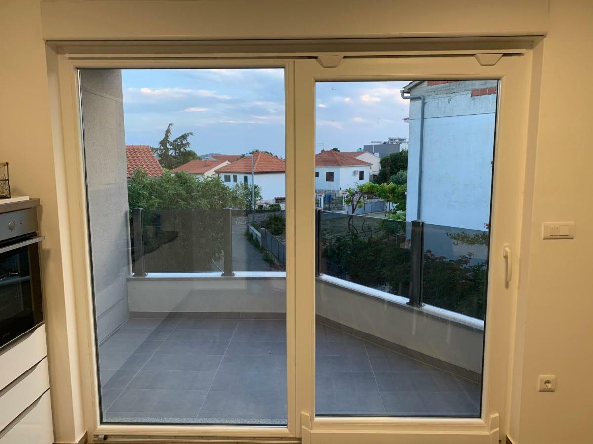 Milano Apartment Рогозница Екстериор снимка